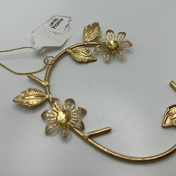 Kirklands home mono gram gold rhinestone C Christmas ornament - Picture 3 of 4